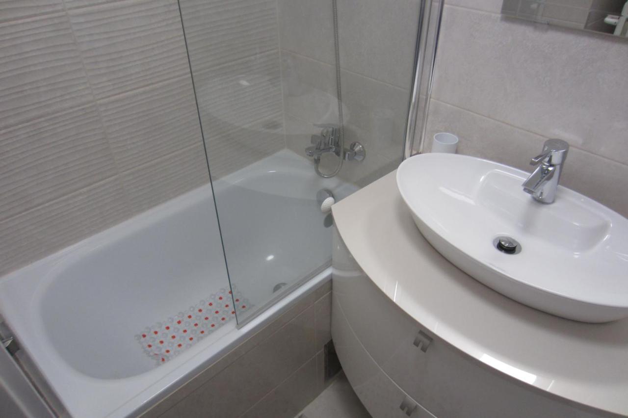 Apartman Valinor Miholascica 外观 照片