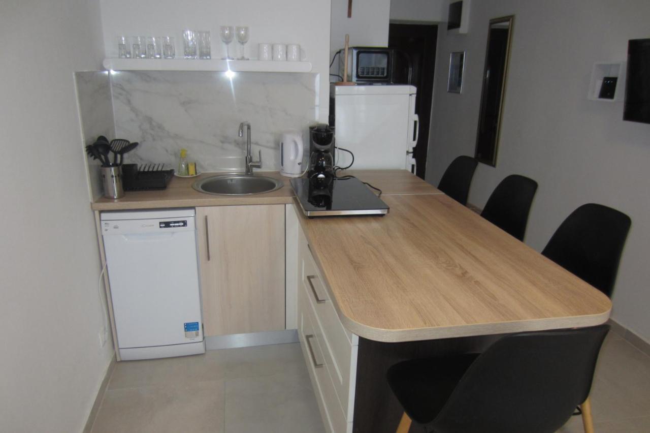 Apartman Valinor Miholascica 外观 照片