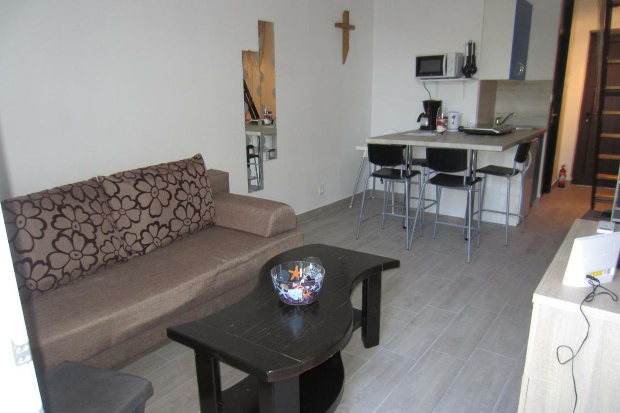 Apartman Valinor Miholascica 外观 照片